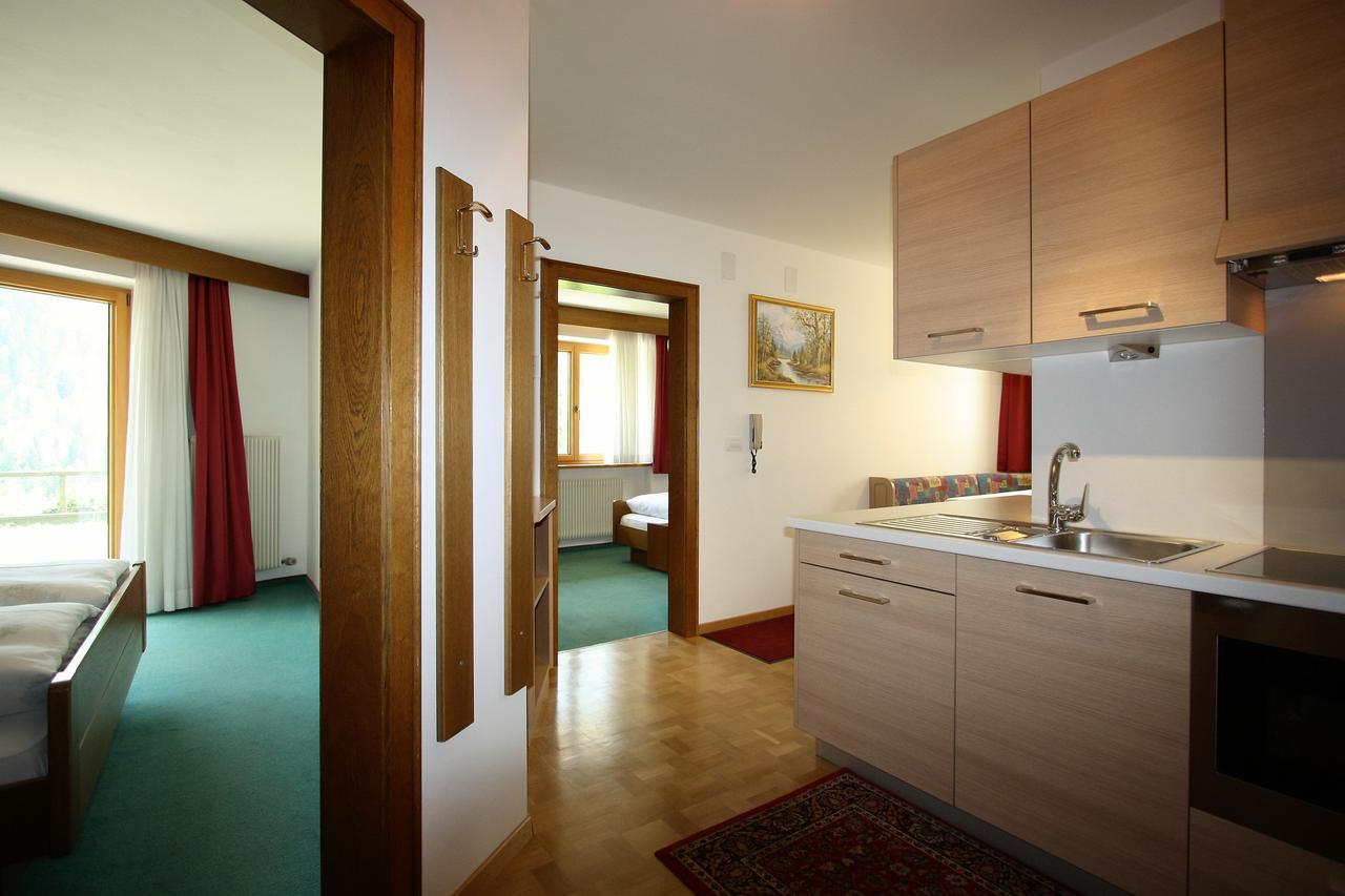 Ferienwohnung Pera Ciaslat Kolfuschg Exterior foto